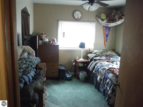 410 N Third St, Shepherd, MI 48883 photo 18