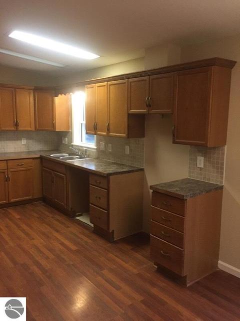732 E Tyler Rd, Alma, MI 48801 photo 6