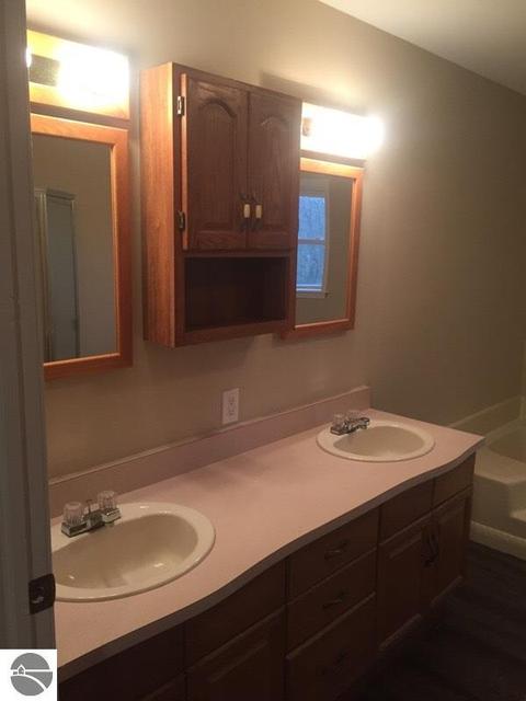 732 E Tyler Rd, Alma, MI 48801 photo 11