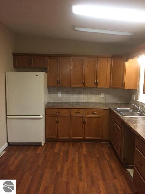 732 E Tyler Rd, Alma, MI 48801 photo 7