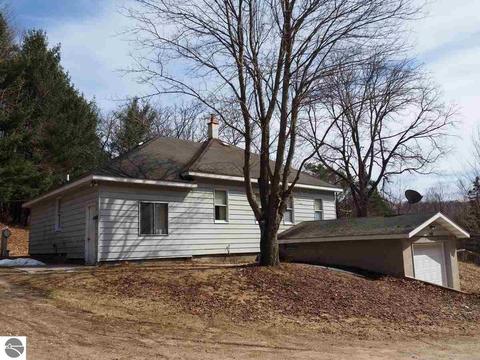10550 Hooker Rd, Honor, MI 49640 photo 19