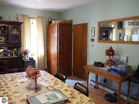 10550 Hooker Rd, Honor, MI 49640 photo 4