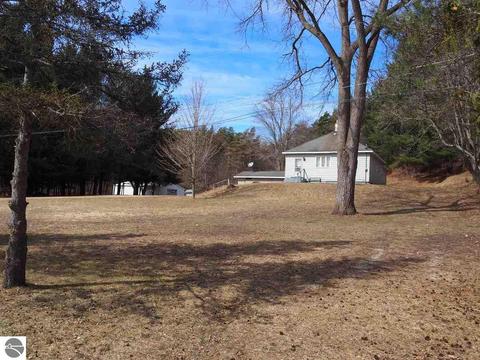 10550 Hooker Rd, Honor, MI 49640 photo 26