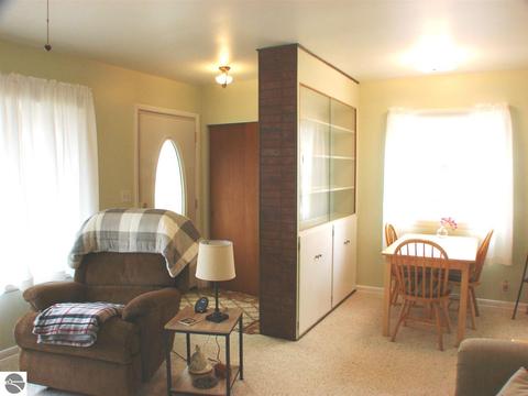 519 E Newark St, Ithaca, MI 48847 photo 26