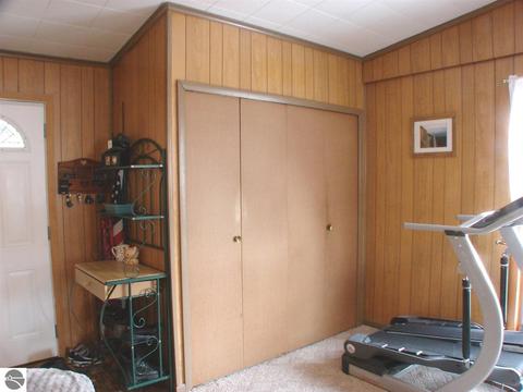 519 E Newark St, Ithaca, MI 48847 photo 17