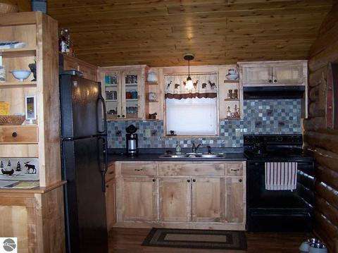 230 Matilda Rd, Harrison, MI 48625 photo 2
