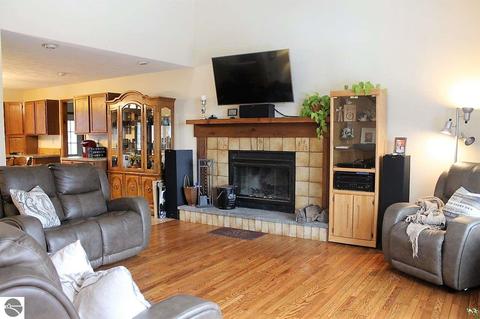 3831 E White Rd, Cedar, MI 49621 photo 12