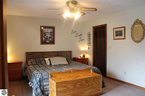 3831 E White Rd, Cedar, MI 49621 photo 14