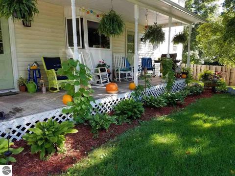 3831 E White Rd, Cedar, MI 49621 photo 5