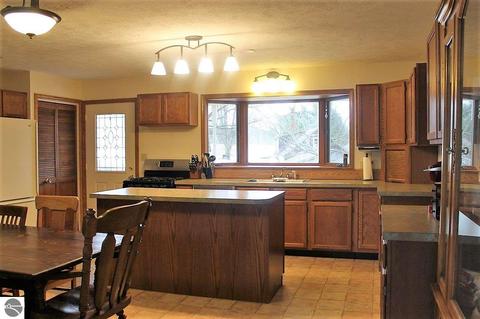 3831 E White Rd, Cedar, MI 49621 photo 6