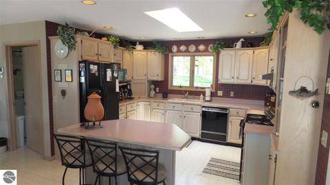 8823 Deadstream Rd, Honor, MI 49640 photo 38