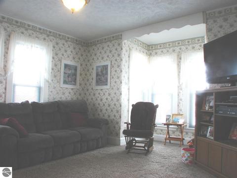 54 S Warner Rd, Sumner, MI 48889 photo 18