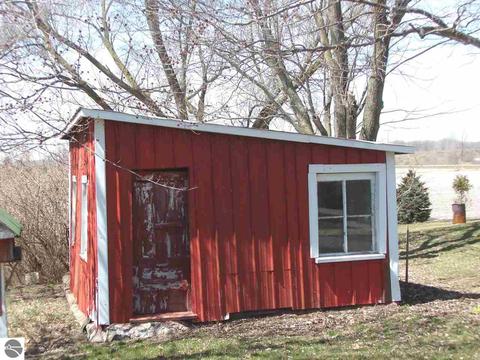 54 S Warner Rd, Sumner, MI 48889 photo 58