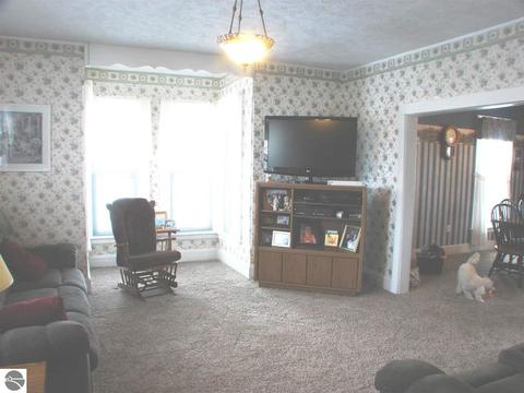 54 S Warner Rd, Sumner, MI 48889 photo 19