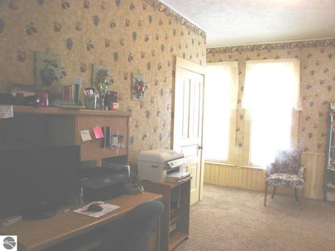 54 S Warner Rd, Sumner, MI 48889 photo 23