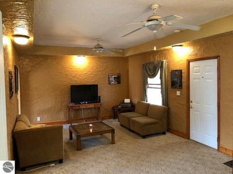 209 W Maple, Shepherd, MI 48883 photo 5