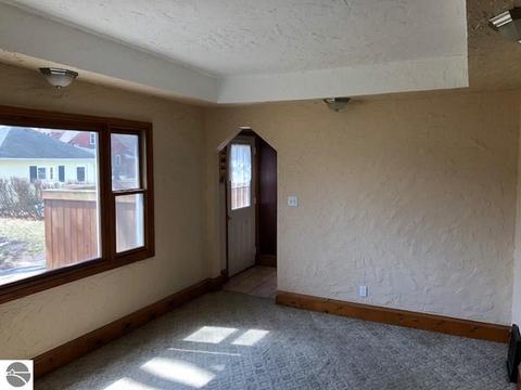 209 W Maple, Shepherd, MI 48883 photo 9