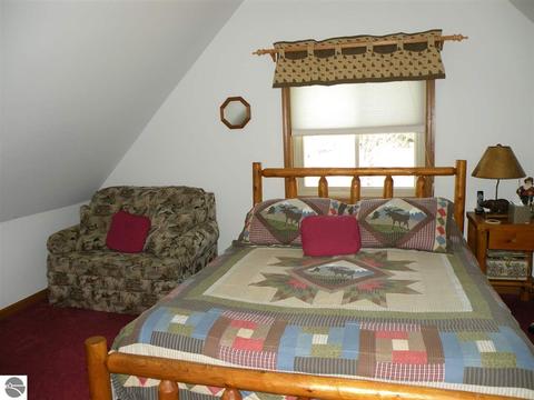 1642 Hampton, Gladwin, MI 48624 photo 14