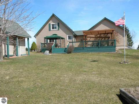 1642 Hampton, Gladwin, MI 48624 photo 20
