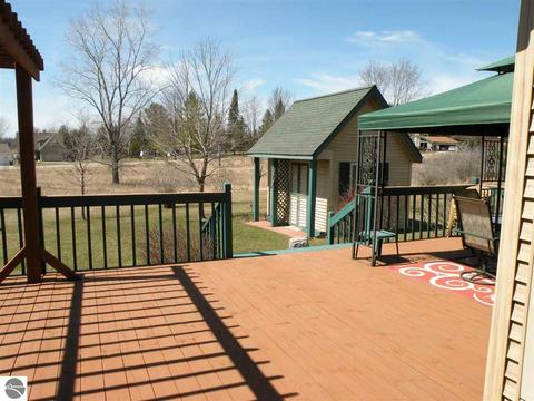 1642 Hampton, Gladwin, MI 48624 photo 17