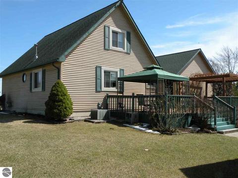 1642 Hampton, Gladwin, MI 48624 photo 21