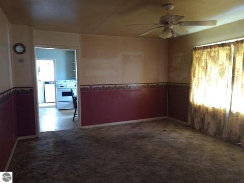 304 W Michigan Ave, Au Gres, MI 48703 photo 15