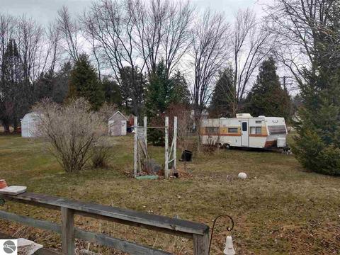 304 W Michigan Ave, Au Gres, MI 48703 photo 5