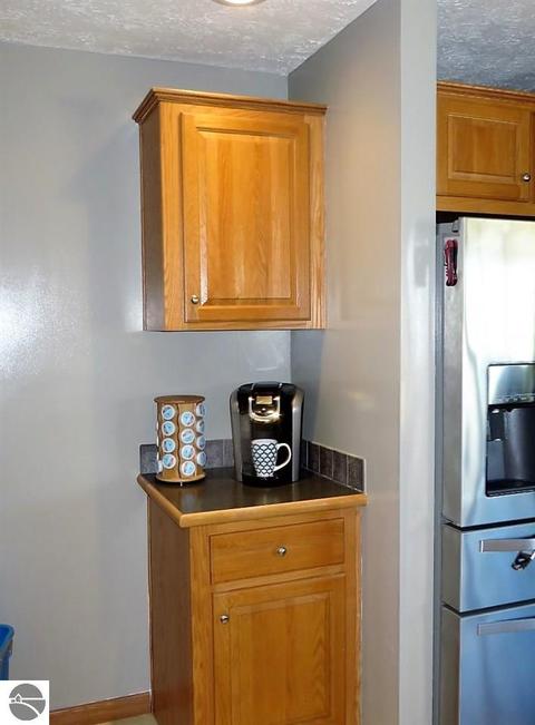 9926 E Pleasant Valley Rd, Shepherd, MI 48883 photo 7