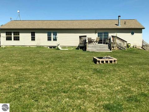 9926 E Pleasant Valley Rd, Shepherd, MI 48883 photo 36