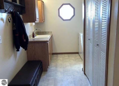 9926 E Pleasant Valley Rd, Shepherd, MI 48883 photo 32