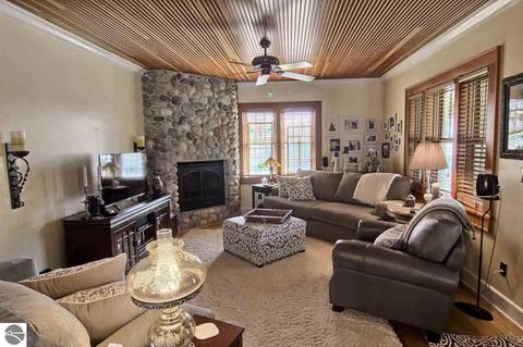 3061 E Whitman St, Cedar, MI 49621 photo 6