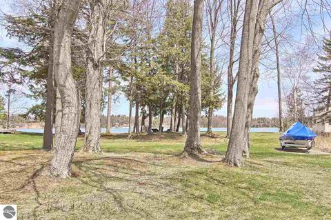 3101 Bancroft Rd, Honor, MI 49640 photo 7