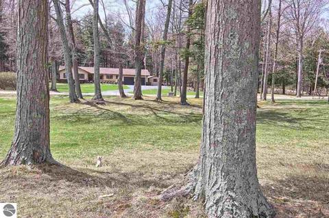 3101 Bancroft Rd, Honor, MI 49640 photo 9