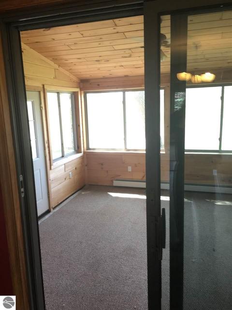 9134 S Vandecar Rd, Shepherd, MI 48883 photo 25