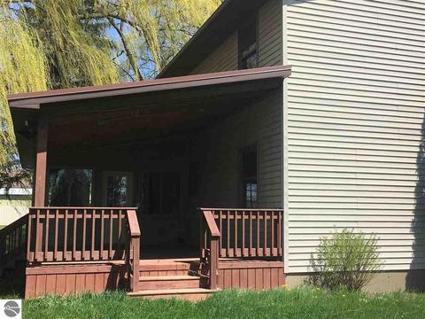 9134 S Vandecar Rd, Shepherd, MI 48883 photo 5
