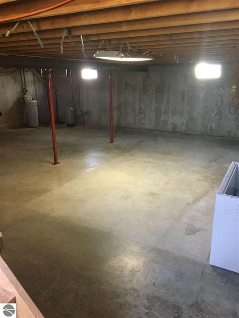 9134 S Vandecar Rd, Shepherd, MI 48883 photo 33