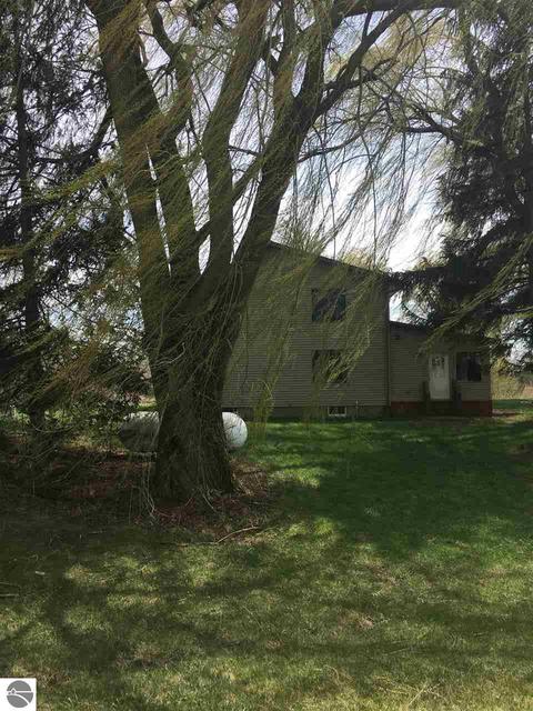9134 S Vandecar Rd, Shepherd, MI 48883 photo 14