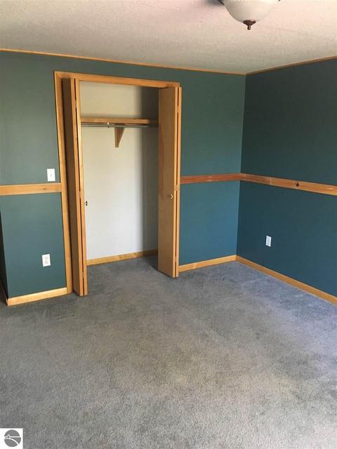 9134 S Vandecar Rd, Shepherd, MI 48883 photo 41