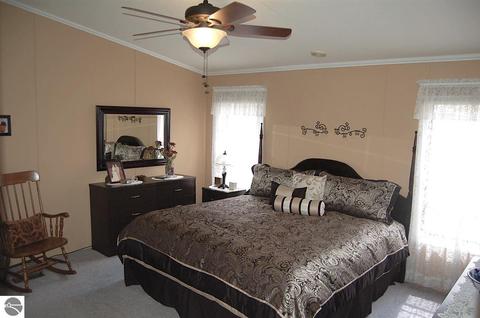 204 E Second St, Elk Rapids, MI 49629 photo 7