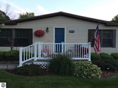 204 E Second St, Elk Rapids, MI 49629 photo 1