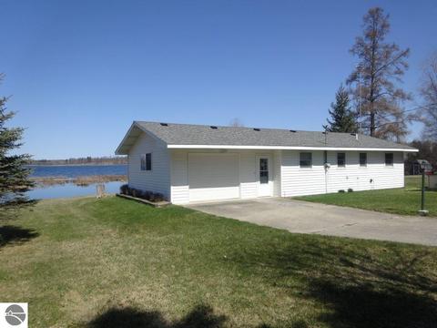 4595 State Rd, Hale, MI 48739 photo 1