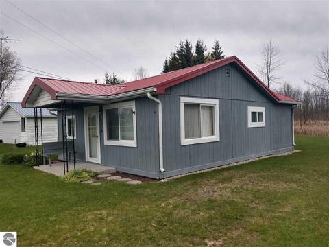 1805 E Riverside Dr, Au Gres, MI 48703 photo 2
