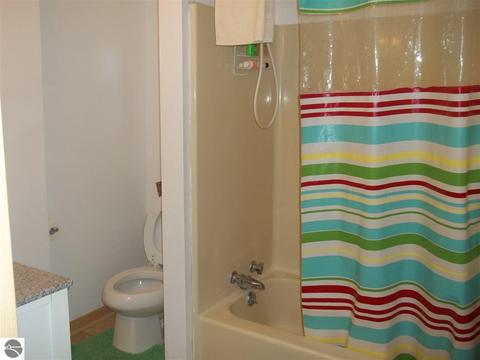 794 Kenyon Rd, Lupton, MI 48635 photo 10