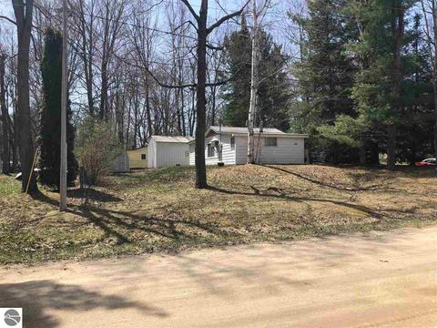 4312 E Stockwell, Harrison, MI 48625 photo 9