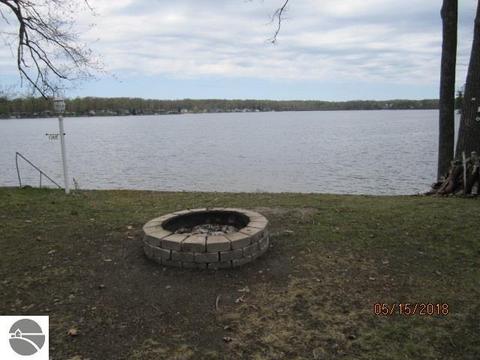 3665 S Shore Dr, Lupton, MI 48635 photo 5