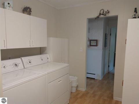 208 E Michigan Ave, Au Gres, MI 48703 photo 4