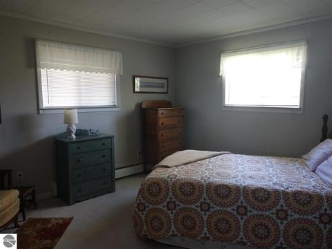 208 E Michigan Ave, Au Gres, MI 48703 photo 12