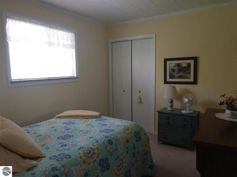 208 E Michigan Ave, Au Gres, MI 48703 photo 13