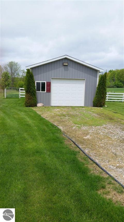 3465 E Walton Rd, Shepherd, MI 48883 photo 24
