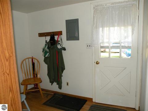 4849 Anglers Ln, Gladwin, MI 48624 photo 7